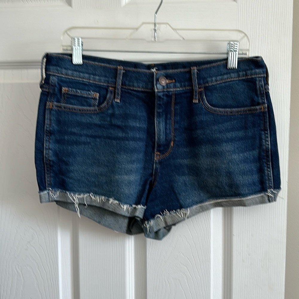 🔥Hollister size 11 W 30 high-rise short vintage stress denim roll up bottom